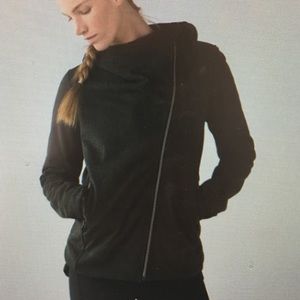 Lululemon cozy up buttercup jacket. Fleece lined.